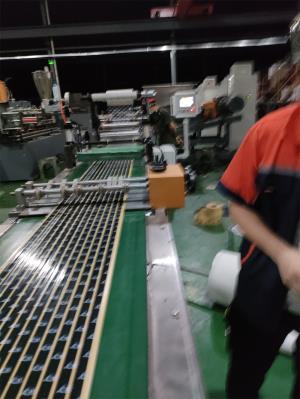 丁基膠塊擠出機_丁基膠塊擠出機_佳德